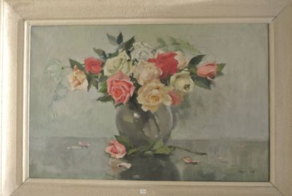 null Vladimir ROZEMAINSKY (1885-1943) : Vase de roses. Peinture sur toile. Signé...