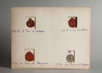  France, circa 1900 
Quatre enveloppes avec cachets royaux et princiers à la cire...