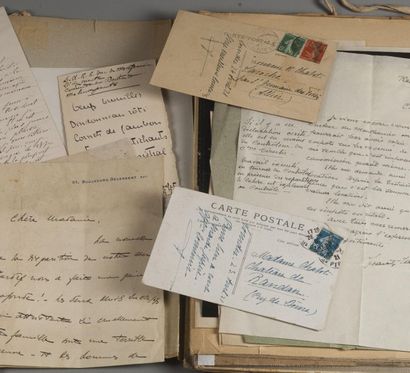  Domaine royal de Randan, 1900-1926. 
Dossier de papiers et documents, coupures de...