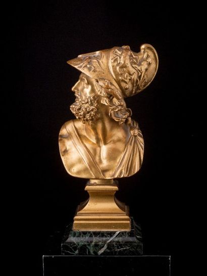 null D’après l’Antique

Périclès

Buste en bronze doré, fondeur Barbedienne.

Réduction...