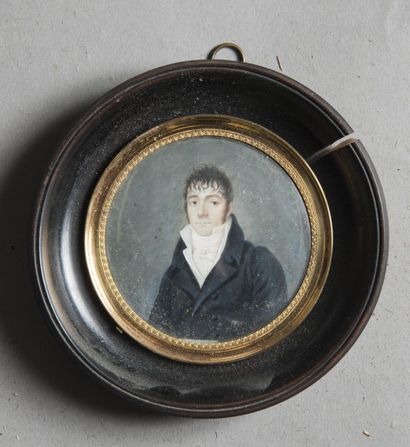 null Ecole FRANCAISE du début du XIXe siècle

Portrait d’homme à la redingote 

Miniature...
