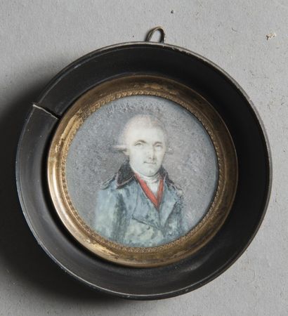 null Ecole FRANCAISE vers 1800

Portrait d’homme à la perruque.

Miniature ronde...