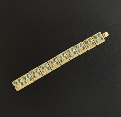 Line VAUTRIN (1913-1994) circa 1950 Bracelet articulé en bronze doré sculpté et ciselé...