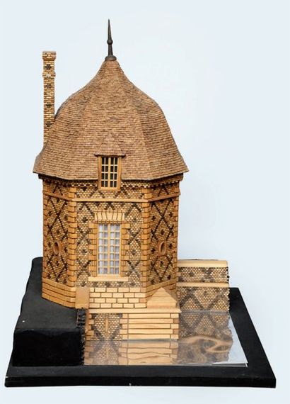 null Maquette du pavillon d'entrée d'un château de l'Allier en bois et liège. Haut....