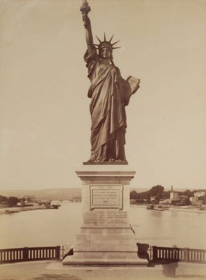 Alfred François HAUTEC La statue de la Liberté, Paris, circa 1865 Tirage albuminé...