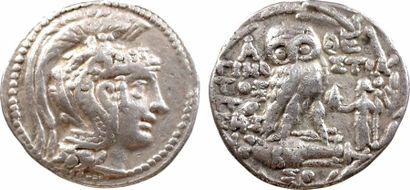 GREEK COINS Attique, tétradrachme stéphanophore, Athènes, c.134-133 av. J.-C. Thompson...