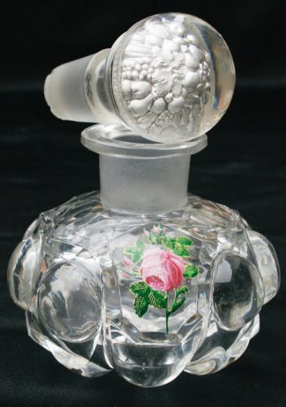 CLICHY Flacon à parfum en cristal taillé de godrons et perles à inclusions d'une...