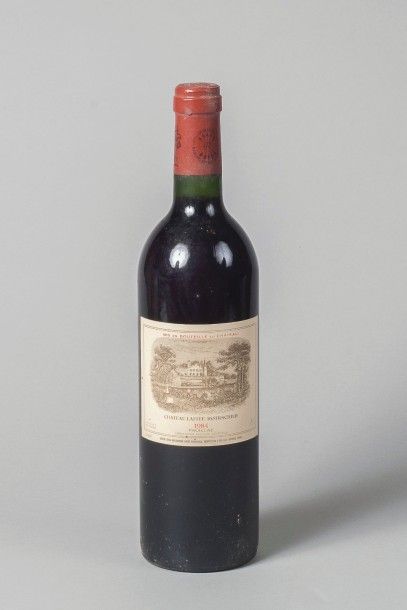 null 1 bouteille de Château Lafite Rothschild 1984