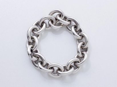 null Bracelet en argent 800 millièmes, maille forçat, agrémenté d'un fermoir invisible....