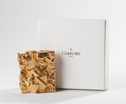 null Guerlain – (années 1990)

Présenté dans son coffret carton titré, presse papiers...