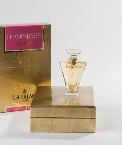 null Guerlain – « Champs-Elysées » - (1998)

Présenté dans son coffret doré titré,...