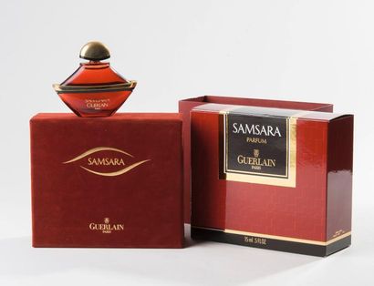 null Guerlain – « Samsara » - (1989)

Présenté dans son coffret rouge titré, flacon...