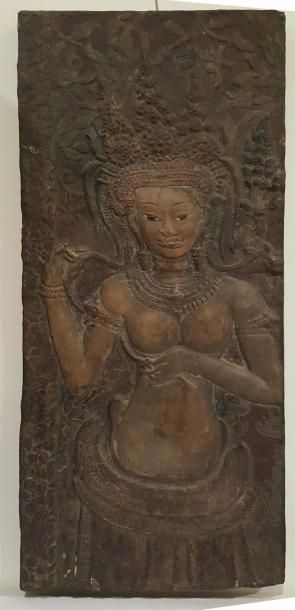 null Bas relief en platre représentant une divinité Khmer