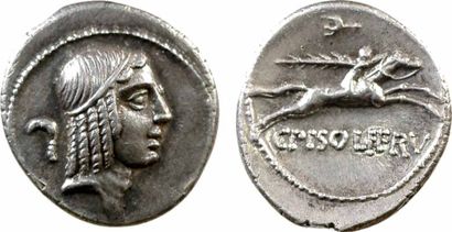 Calpurnia, denier, Rome, 67 av. J.-C. A/Anépigraphe Tête diadémée d'Apollon à droite...