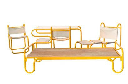 null Michel HAMON

Ensemble composé d’un bureau et d’une chaise Tube, modèle crée...
