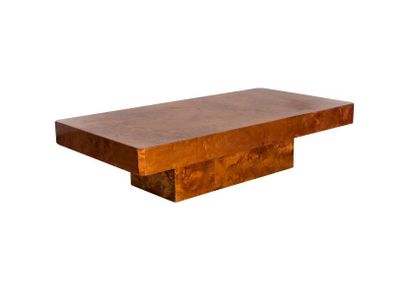 null Table basse rectangulaire à petits angles coupés en placage façon loupe. 

Vers...