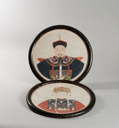 null Chine, fin de la dynastie Qing (1644-1911), fin XIXème siècle. Deux portraits...