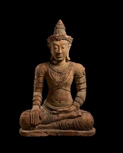 null Thailande , XIXème siècle. Bouddha paré assis dans la position de la prise de...