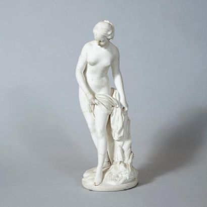 null SÈVRES

Figure en biscuit de porcelaine tendre représentant la Baigneuse.

Modèle...