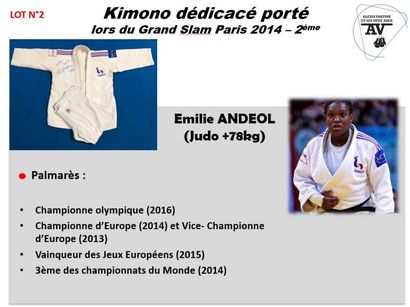 null EMILIE ANDEOL

JUDO

KIMONO BLANC

GRAND SLAM PARIS 2014 +78KG (MEDAILLE D'ARGENT)...