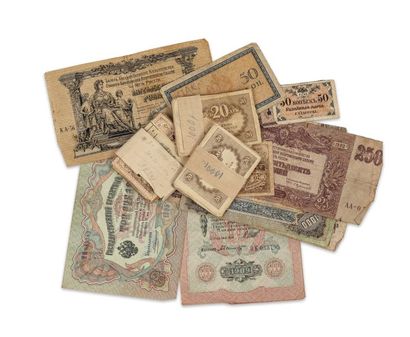 null Billets de banque de l’Etat de la Russie impériale :

• billets de 1 rouble....