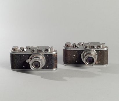 Zorki Lot de 3 Zorki, copies de Leica

Un N°223 349

Objectif 3,5 / 5 cm N°5240144

Un...