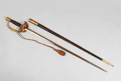 null Épée modèle 1817 à ciselure d'officier général de division. Avec une dragonne....