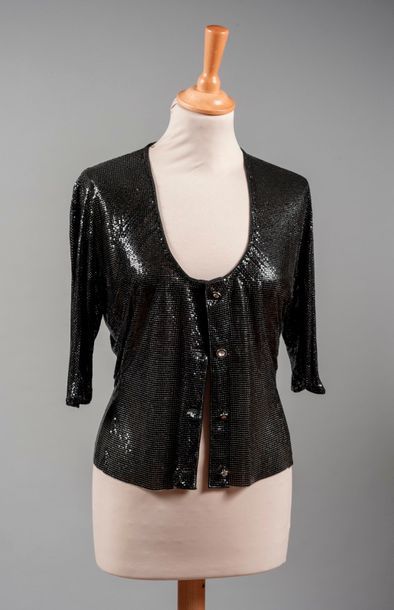 null Gianni VERSACE Couture

Haut en cote de maille noir, décolleté rond sur simple...