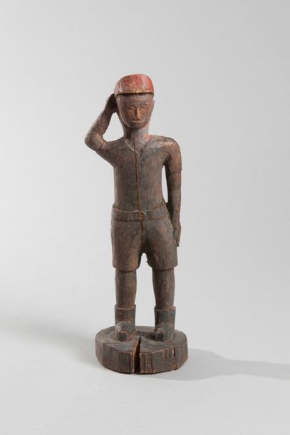 null Statuette africaine en bois représentant un colon.