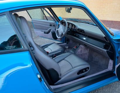 PORSCHE Porsche

993 Carrera Coupé

1995

Titre de circulation anglais dédouané

N°...