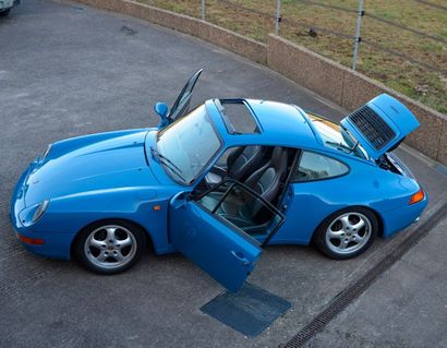 PORSCHE Porsche

993 Carrera Coupé

1995

Titre de circulation anglais dédouané

N°...