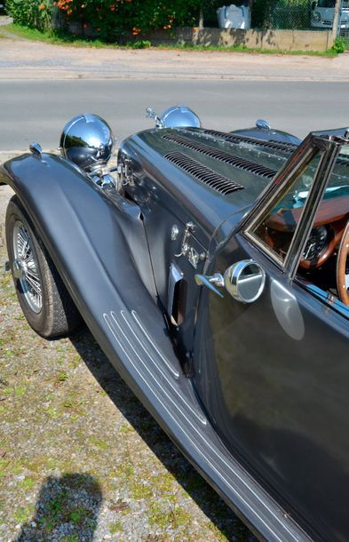 JAGUAR Jaguar XK120 SE Cabriolet One Off 

1954 

Titre de circulation belge 

N°...