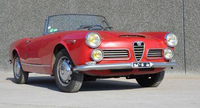 Alfa Romeo Alfa Romeo 2600 cabriolet par Touring 
1962 
Titre de circulation français...