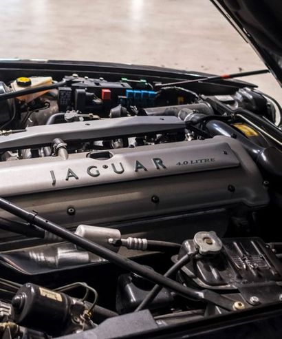JAGUAR Jaguar XJ-S Cabriolet 4 litres

1995

Titre de circulation allemand

N° de...