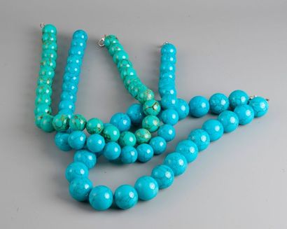 null Trois colliers de perles en turquoise