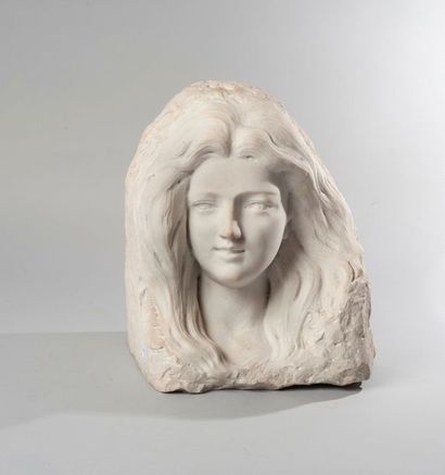 null sculpture en marbre blanc représentant un visage de femme