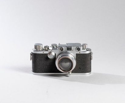 Leica IIIc N° 472575, 1949. 
Objectif Summar...