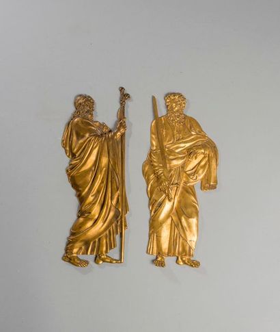 null Paire de bas-relief en bronze doré.

Deux saints l’un tenant une épée, l’autre...