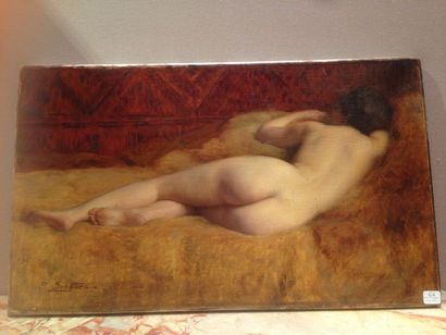  P. SIEFFERT 
Femme nue allongée 
Toile, signée en bas à gauche et annotée au dos...