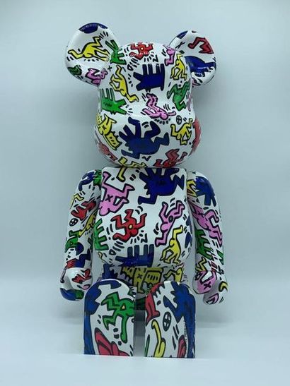 Bearbrick Keith Haring 1000%, 2017 



Figurine en vinyle peint 

Empreinte sous...