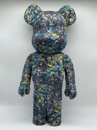 Bearbrick Jackson Pollock Studio 1000%, 2015 



Figurine en vinyle peint habillée

Étiquette...