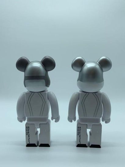 Bearbrick Daft Punk x TRON LEGACY 400% (Set de 2), 2010 



Figurines en vinyle peint...