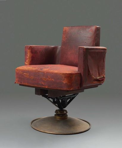 RUHLMANN Jacques-Emile (1879-1933) Alfred PORTENEUVE Fauteuil modèle «Tardieu» ,...