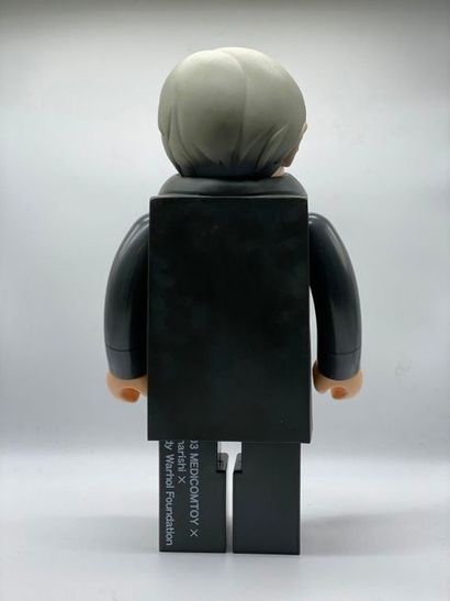 Kubrick Kubrick 

Andy Warhol 1000%, 2003



Figurine en vinyle peint 

Avec sa boite...