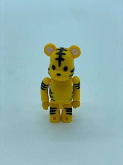 Be@rbrick Be@rbrick 

Series 6 – Tiger (Animal) 100%, 2003



Figurine en vinyle...