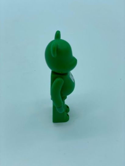 Be@rbrick Be@rbrick 

Series 6 – K (Basic) 100%, 2003



Figurine en vinyle peint...