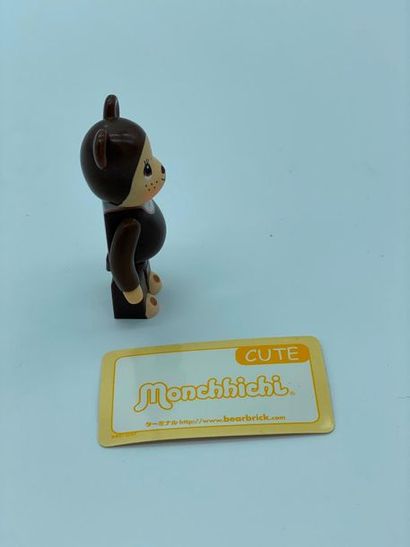Be@rbrick Be@rbrick 

Series 11 – Monchhichi (Cute) 100%, 2005



Figurine en vinyle...