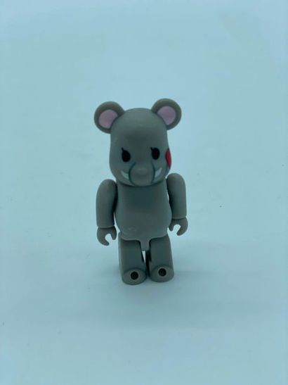 Be@rbrick Be@rbrick 

Series 13 – Elephant (Animal) 100%, 2006



Figurine en vinyle...