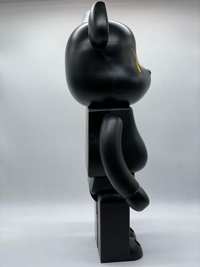 Be@rbrick Be@rbrick X KAWS

Dissected Companion (Black) 1000%, 2010



Figurine en...