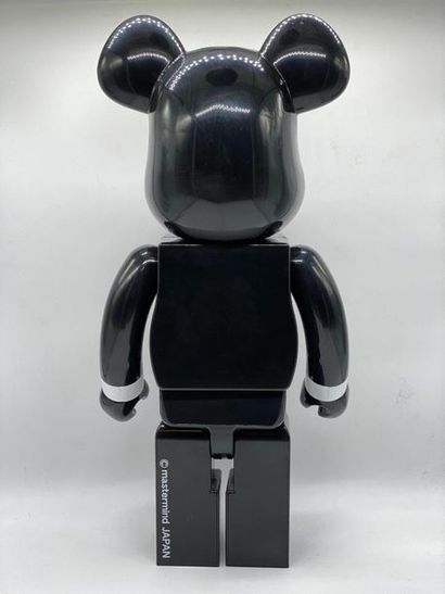 Be@rbrick Be@rbrick 

Mastermind Japan 1000%, 2006 



Figurine en vinyle peint 

Empreinte...